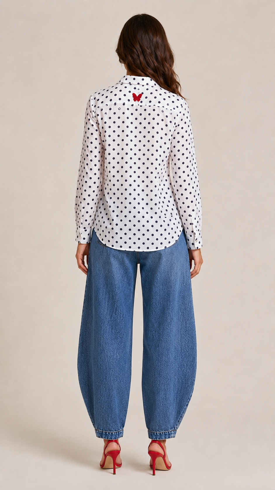 Chemise blanche à pois noir